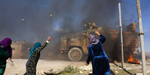 Kobani'de Türk askerine küstah saldırı