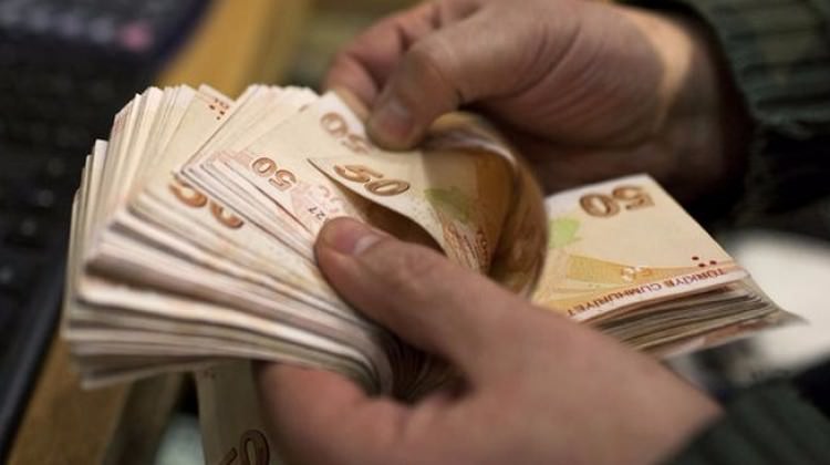 KOBİ'ler kredi için kuyruğa girdi