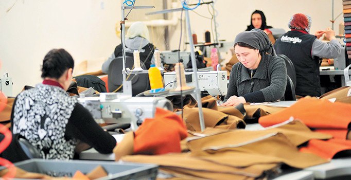 KOBİ’lere 27 günde bir yıl faizsiz 3,7 milyarlık destek