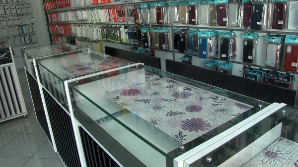 Koca dükkanı 1 dakikada soydular | Fark edilince öyle bir şey yaptılar ki!