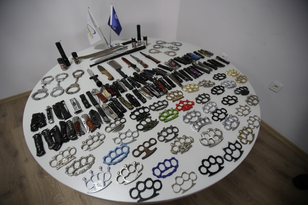 Kocaeli otogarında son bir yılda yakalananlar cephaneliği andırdı 