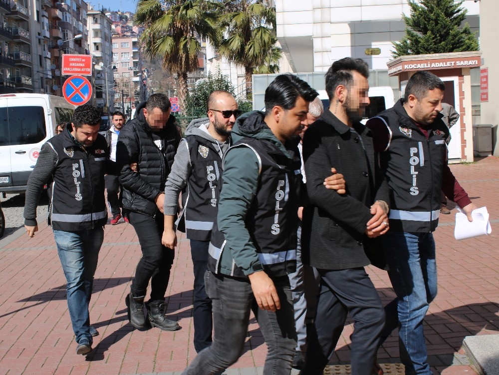 Kocaeli’de 480 şişe kaçak alkol ele geçirildi: 3 gözaltı 
