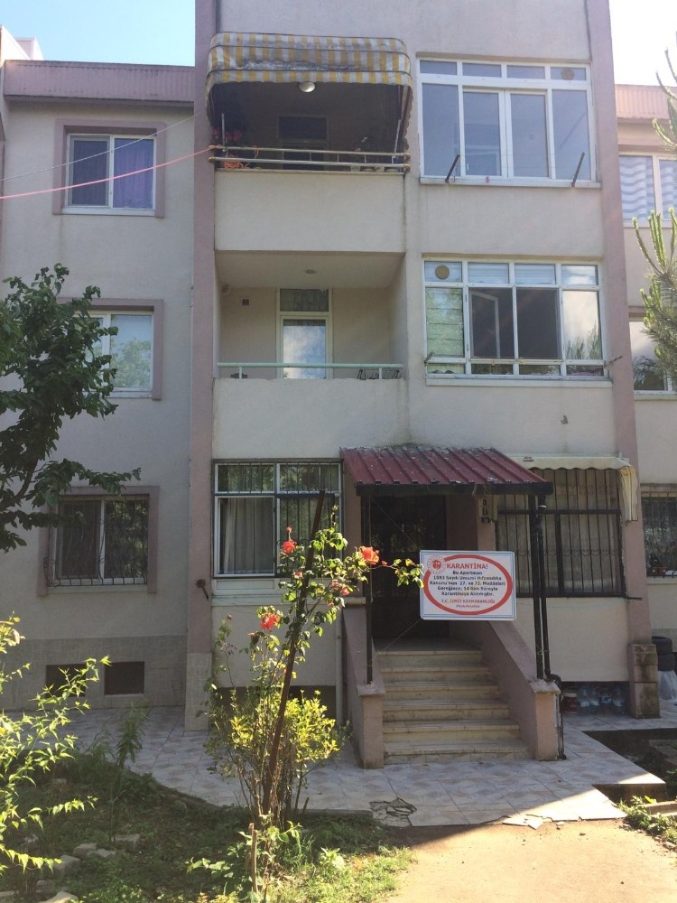 Kocaeli’de 8 pozitif vaka bulunan apartman karantinaya alındı 