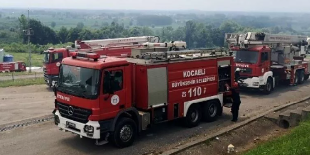 Kocaeli'de korkutan yangın!