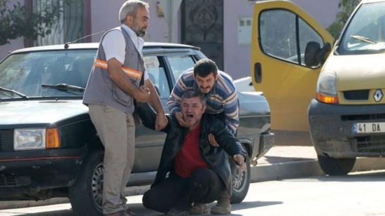 Kocaeli'de babanın kahrolduğu an: Güzel oğlum gitti