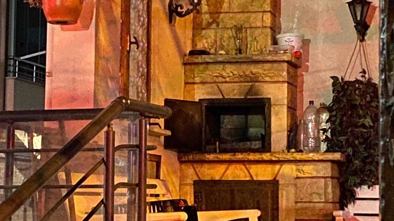 Kocaeli'de barbekü yangını