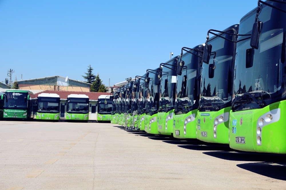 Kocaeli’de belediye otobüsleri bir ayda 2 milyon kilometre yol kat etti 