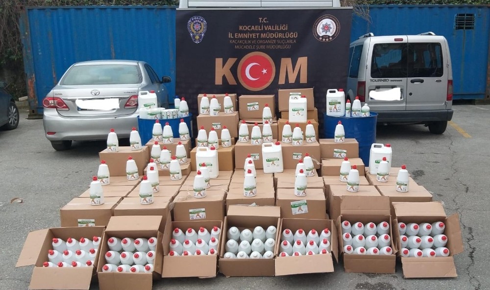Kocaeli’de bin 340 şişe sahte el dezenfektanı ele geçirildi: 2 gözaltı 