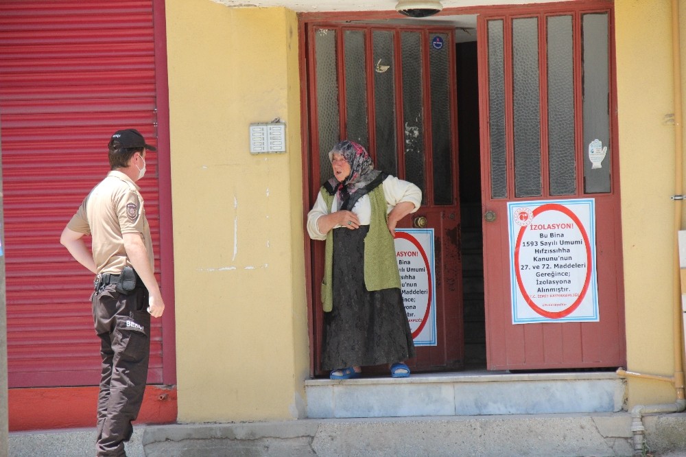 Kocaeli’de bir apartman karantinaya alındı 