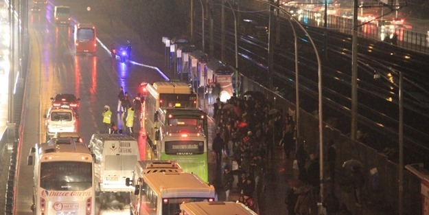 Kocaeli'de bomba alarmı!