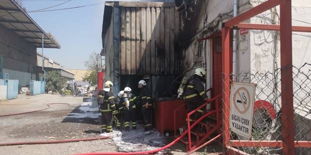 Kocaeli'de fabrika yangını