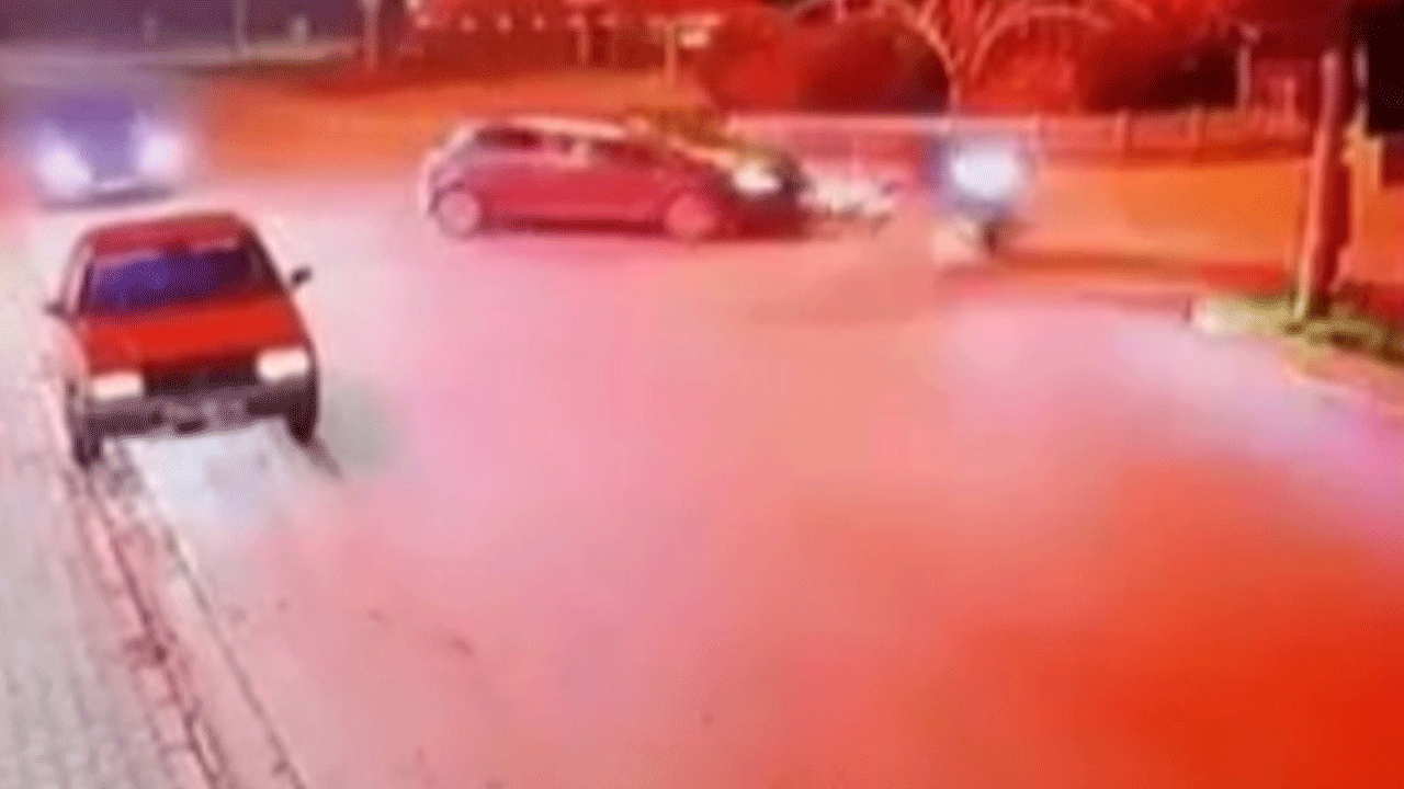 Kocaeli'de feci kaza: Motosiklet sürücüsü ağır yaralandı!