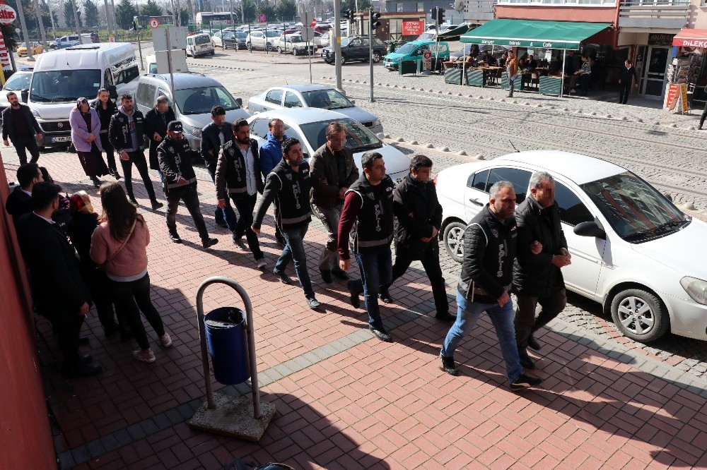 Kocaeli’de FETÖ/PDY operasyonunda 3 kişi tutuklandı 