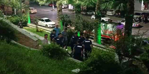 Kocaeli'de genç adam parkta ölü bulundu