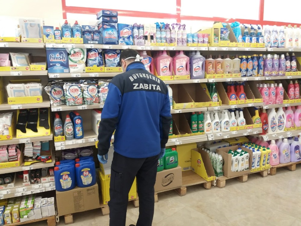 Kocaeli’de hafta sonu öncesi denetimlere devam ediliyor 