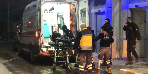 İhbara giden polislere bıçaklı saldırı