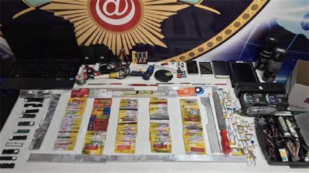 Kocaeli'de kredi kartı dolandırıcıları tutuklandı