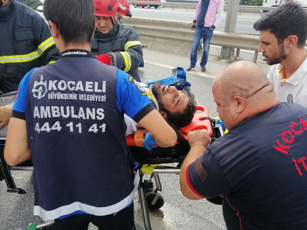Kocaeli’de makas atan otomobil zincirleme kazaya sebep oldu 