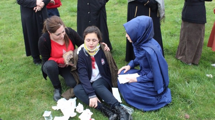 Kocaeli'de okul yolunda dehşeti yaşadılar!