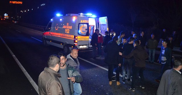Kocaeli'de otomobil, kaza yerindeki kalabalığa daldı: 1 ölü, 5 yaralı