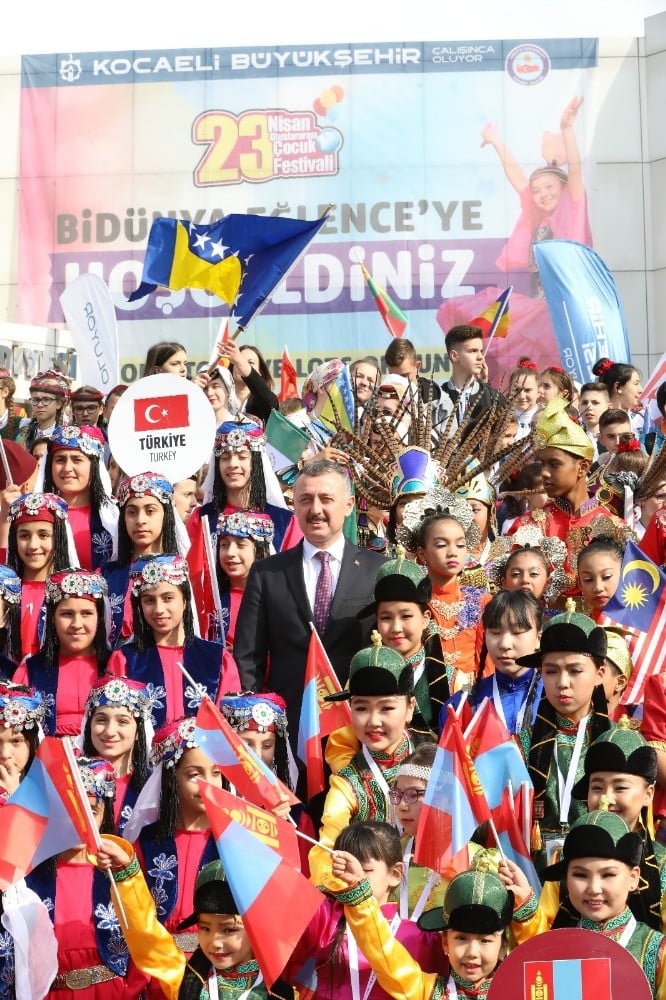 Kocaeli’de sağlık çalışanlarının çocuklarına 23 Nisan’da sağlık 