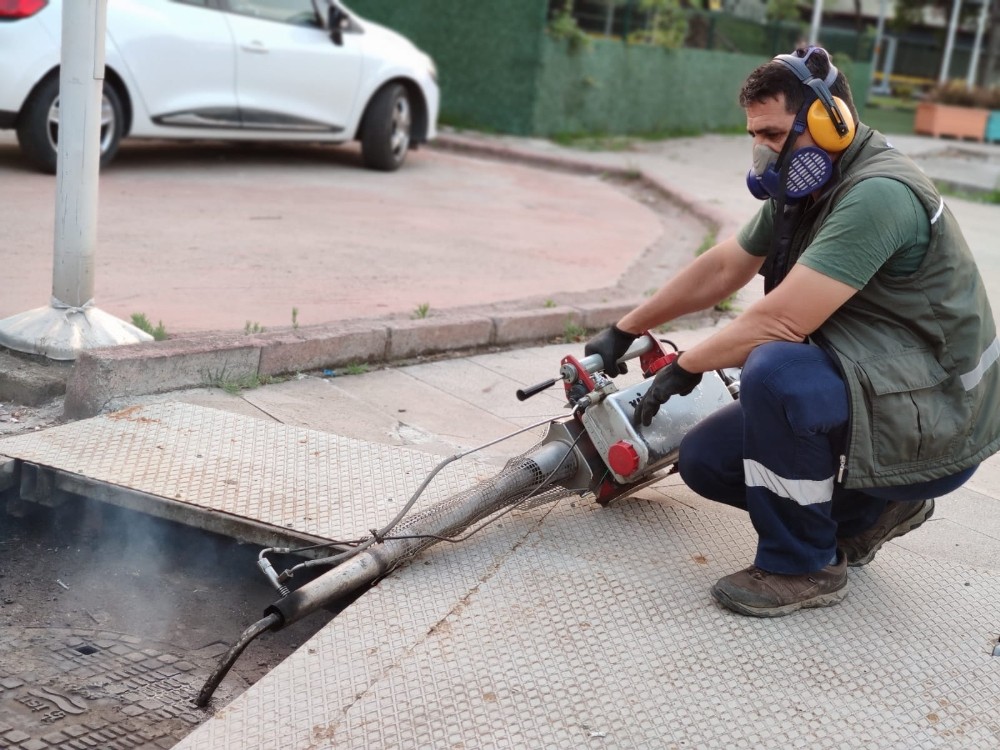 Kocaeli’de vektörle mücadele 24 saate çıktı 