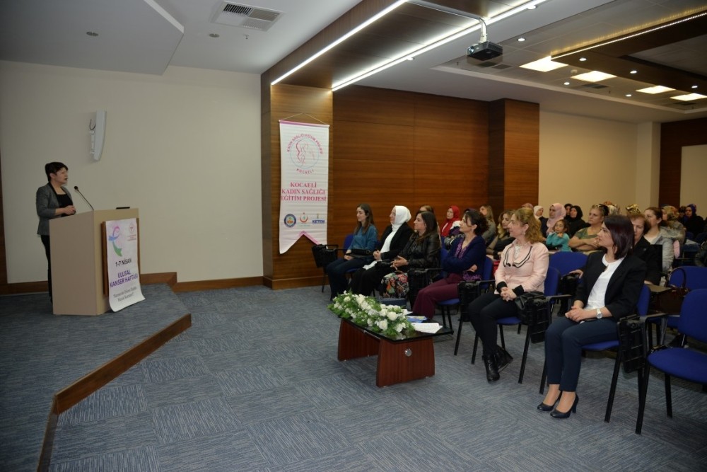 Kocaeli’de yaşayan Mardinli kadınlara kadın sağlığı eğitimi 