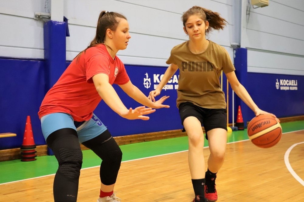Kocaeli’de yeni basketbol yıldızları aranıyor 
