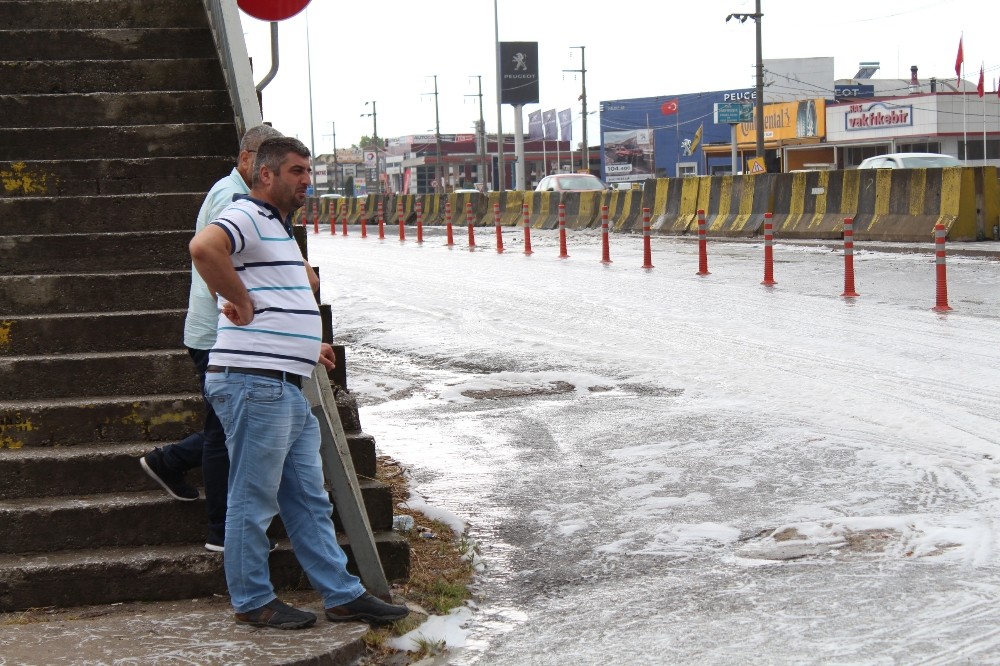 Kocaeli’de yolu kaplayan köpüğün ardından kaçak deterjan imalatı çıktı 
