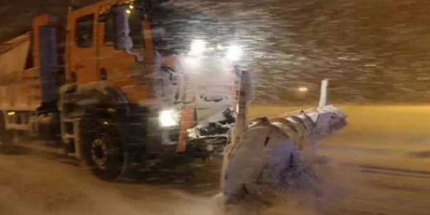Kocaeli'den İstanbul'a tır ve kamyon geçişleri kapatıldı