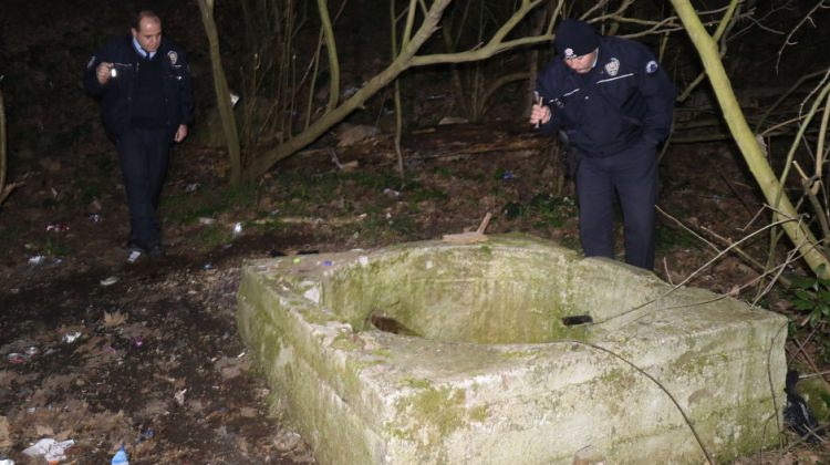 Kocaeli'nde su kuyusuna düşen genci vatandaşlar kurtardı