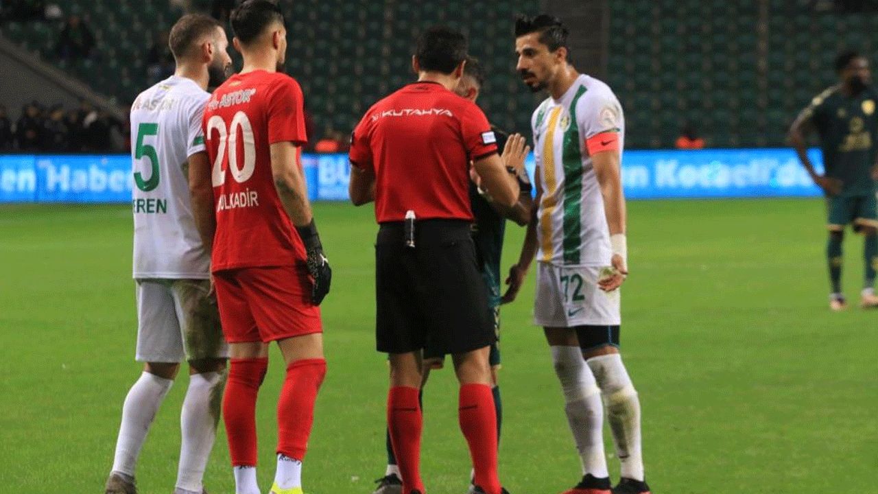 1. Lig maçında büyük kriz! Futbolcular sahaya çıkmadı