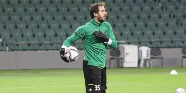 Kocaelispor'da Korcan Çelikay ile yollar ayrıldı