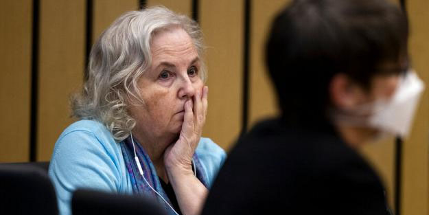 'Kocanı Nasıl Öldürürsün' kitabının yazarı Brophy, ömür boyu hapis cezası