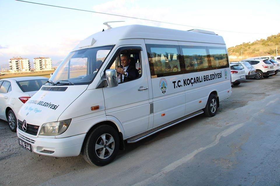 Koçarlı Belediyesi araç filosuna bir yenisini daha ekledi 