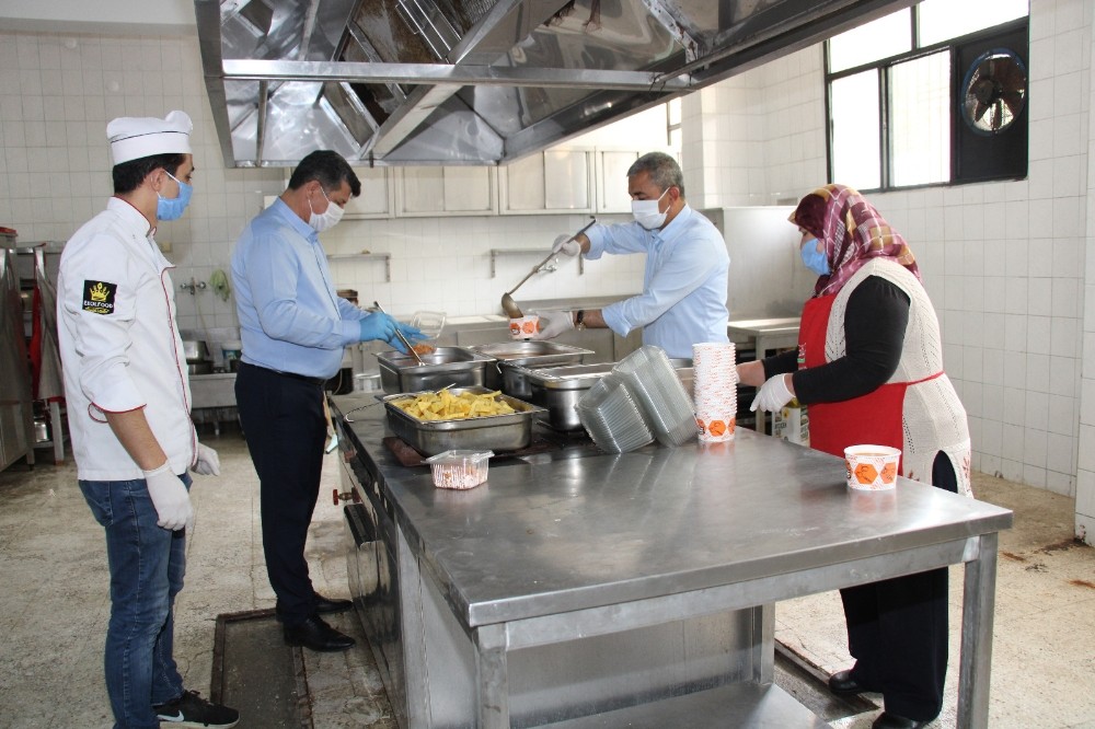 Koçarlı Belediyesi Aş Evine anlamlı destek 