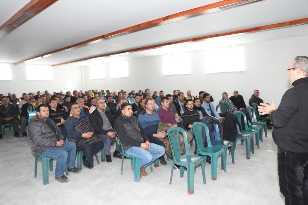 Kocasinan Belediyesi’nden personeline nitelikli iş gücü eğitimi 