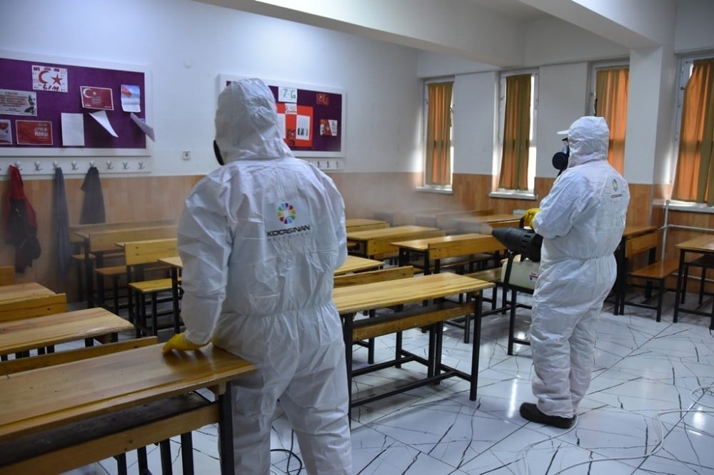 Kocasinan’da tüm kamu kurumları dezenfekte edildi 
