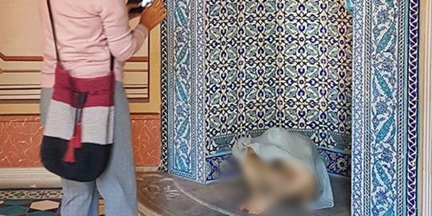 Koç'tan 'ahlaksız sergi' için açıklama geldi