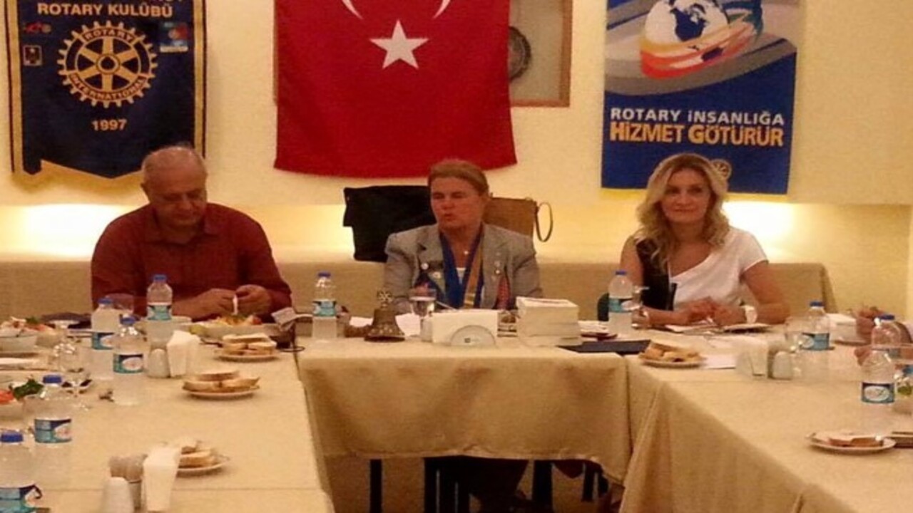 Koç'un ekmeğini yiyen Yahudi'nin kılıcını sallamış çok mu? Kurtoğlu, kendini deşifre etti