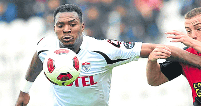 Köklü takıma eski futbolcu şoku! Her an küme düşebilir