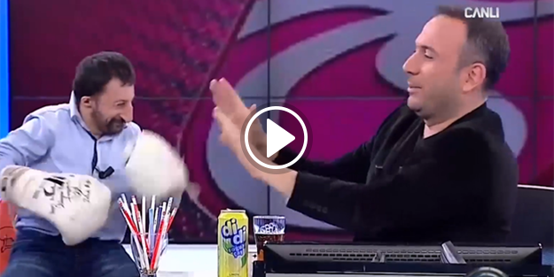 Köksal Baba, Ertem Şener'i böyle dövdü