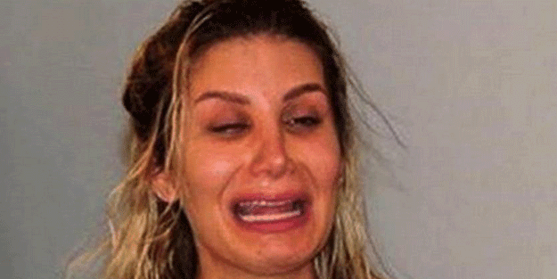 Kokuşmuş mahalle birbirine girdi! İrem Derici’nin ezan vakti yaptıkları pes dedirtti