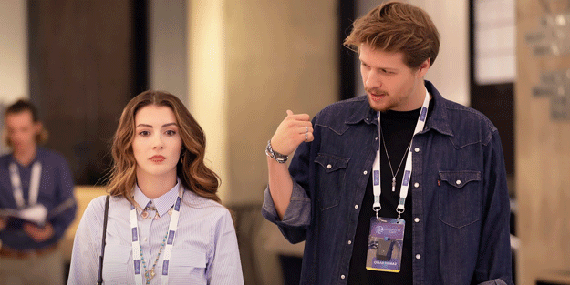 Kokuşmuş mahallenin son ürünü! Ahlaksız dizinin oyuncusu terör estirdi