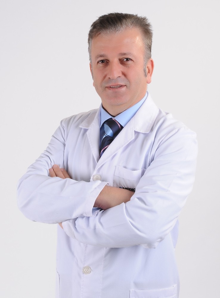 Kola ve kahvenin fazla tüketilmesi idrar kaçırma rahatsızlığına yol açıyor 