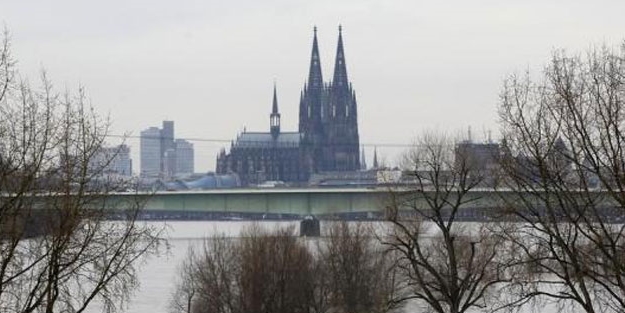 İslamafobiye karşı karartma