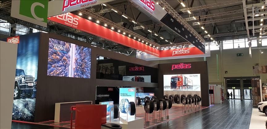 Köln’e Petlas imzası