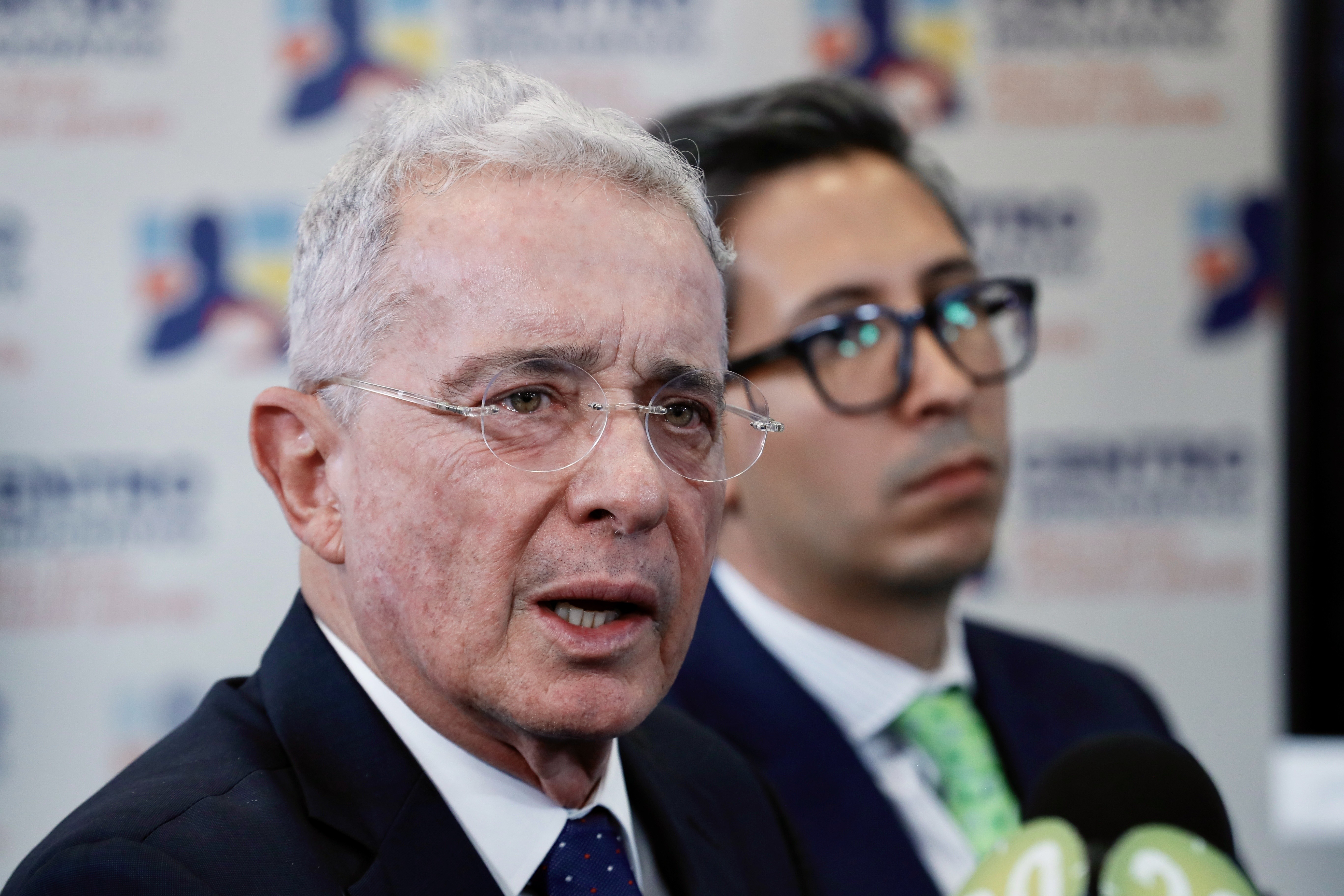 Kolombiya'da eski Devlet Başkanı Uribe, 12 yıl ev hapsine mahkum edildi