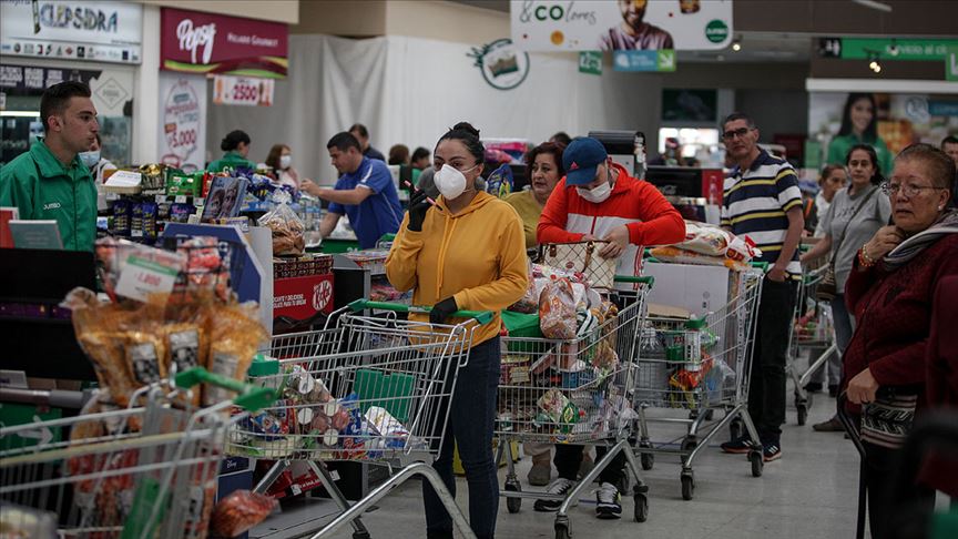 Kolombiya'da hükümet ve yerel yönetimler arasında Kovid-19 önlemleri gerginliği