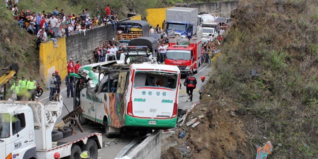 Kolombiya'da katliam gibi kaza: Çok sayıda ölü var